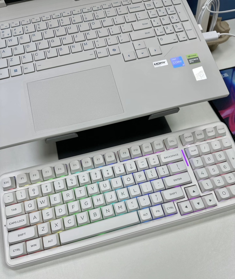 Gaming Keyboard Wireless - MCHOSE K99 V3 คีย์บอร์ดแบบกลไกที่ปรับแต่งได้โหมดไร้สายบลูทูธ 10000mAh ปุ่มมัลติฟังก์ชั่นสำหรับเล่นเกมสำนักงานแล็ปท็อป