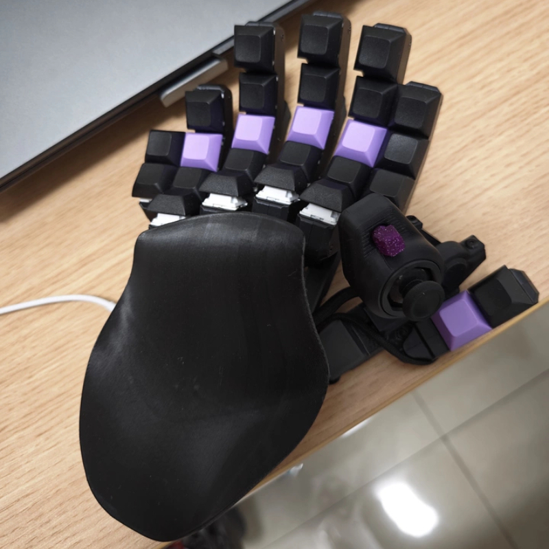 คีย์บอร์ดเกมมิ่งมือซ้ายแบบมีสา - Gaming Keyboard Half บทวิจารณ์และราคา